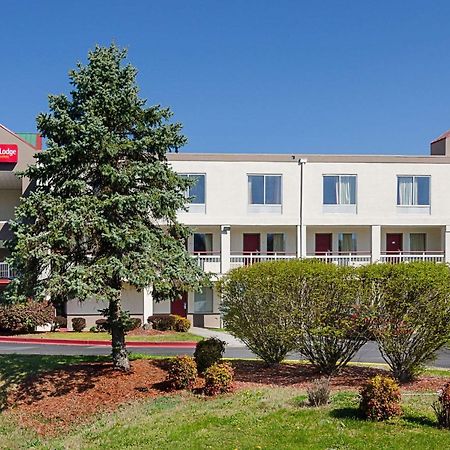 Econo Lodge Inn & Suites Джонсон Сити Экстерьер фото