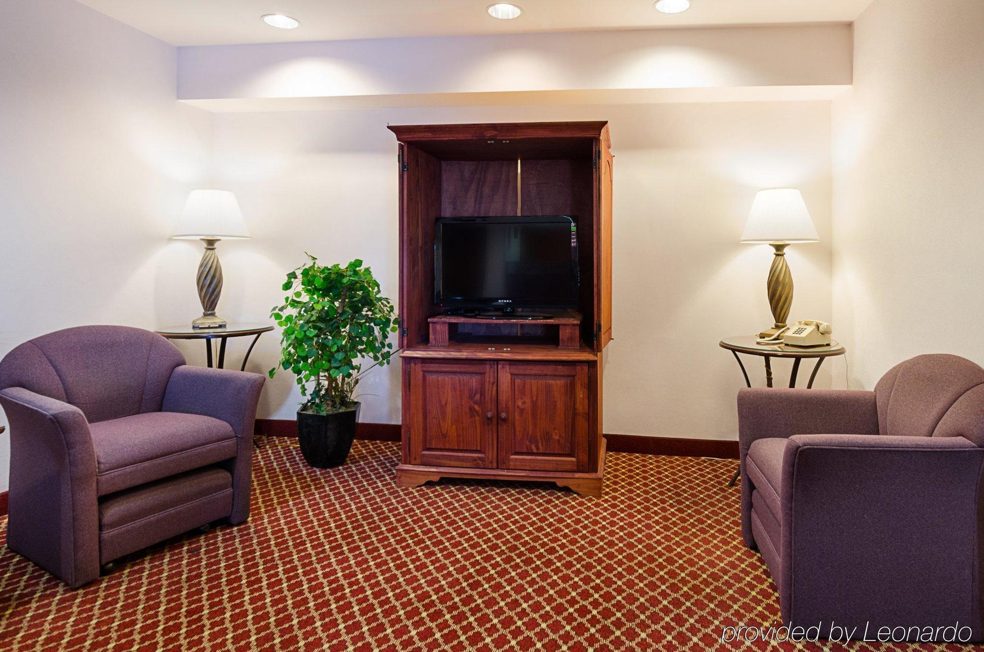 Econo Lodge Inn & Suites Джонсон Сити Экстерьер фото